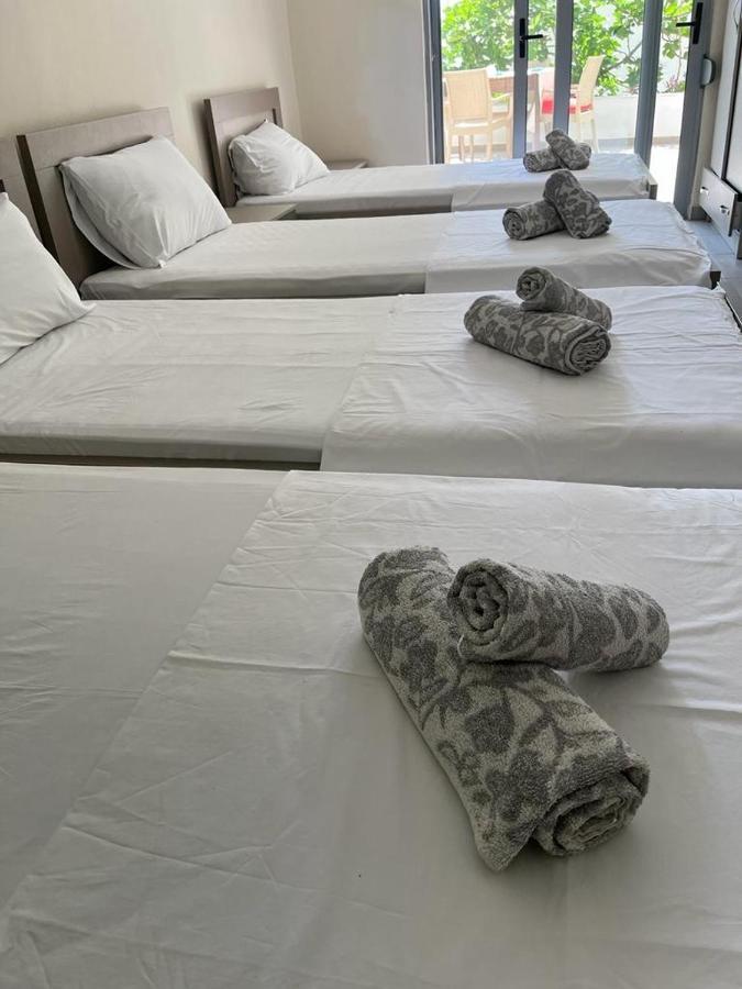 Riviera Rooms Sarandë 외부 사진
