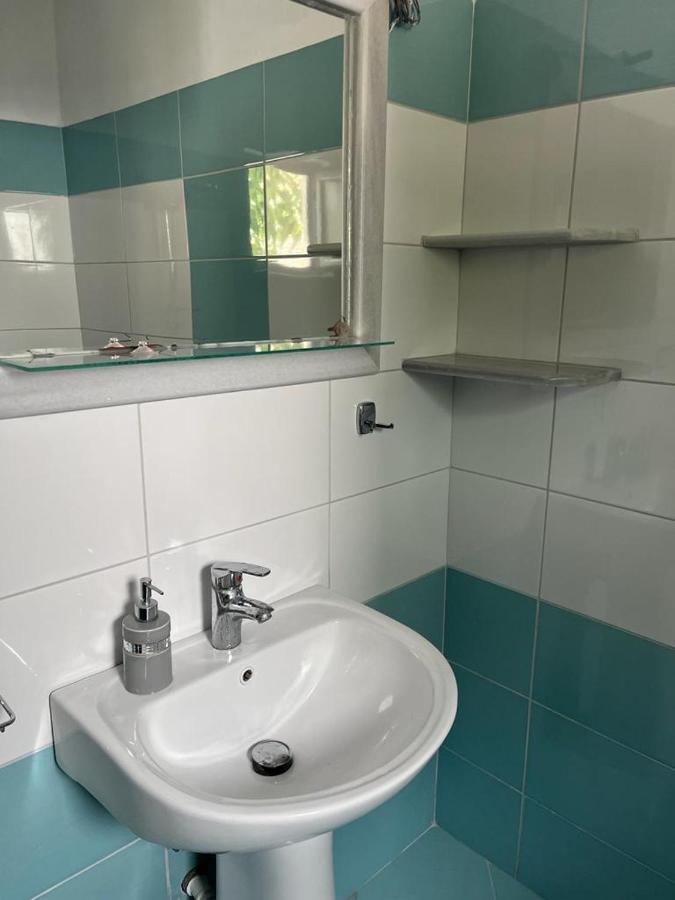 Riviera Rooms Sarandë 외부 사진